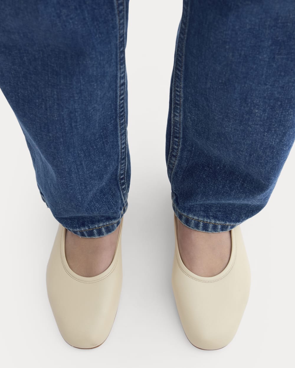 womens-italian-leather-flat-crema