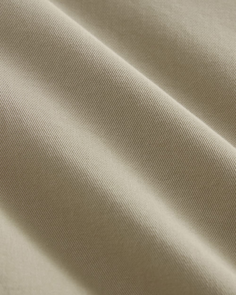 mens-pull-on-perf-chino-short-trench-coat-khaki