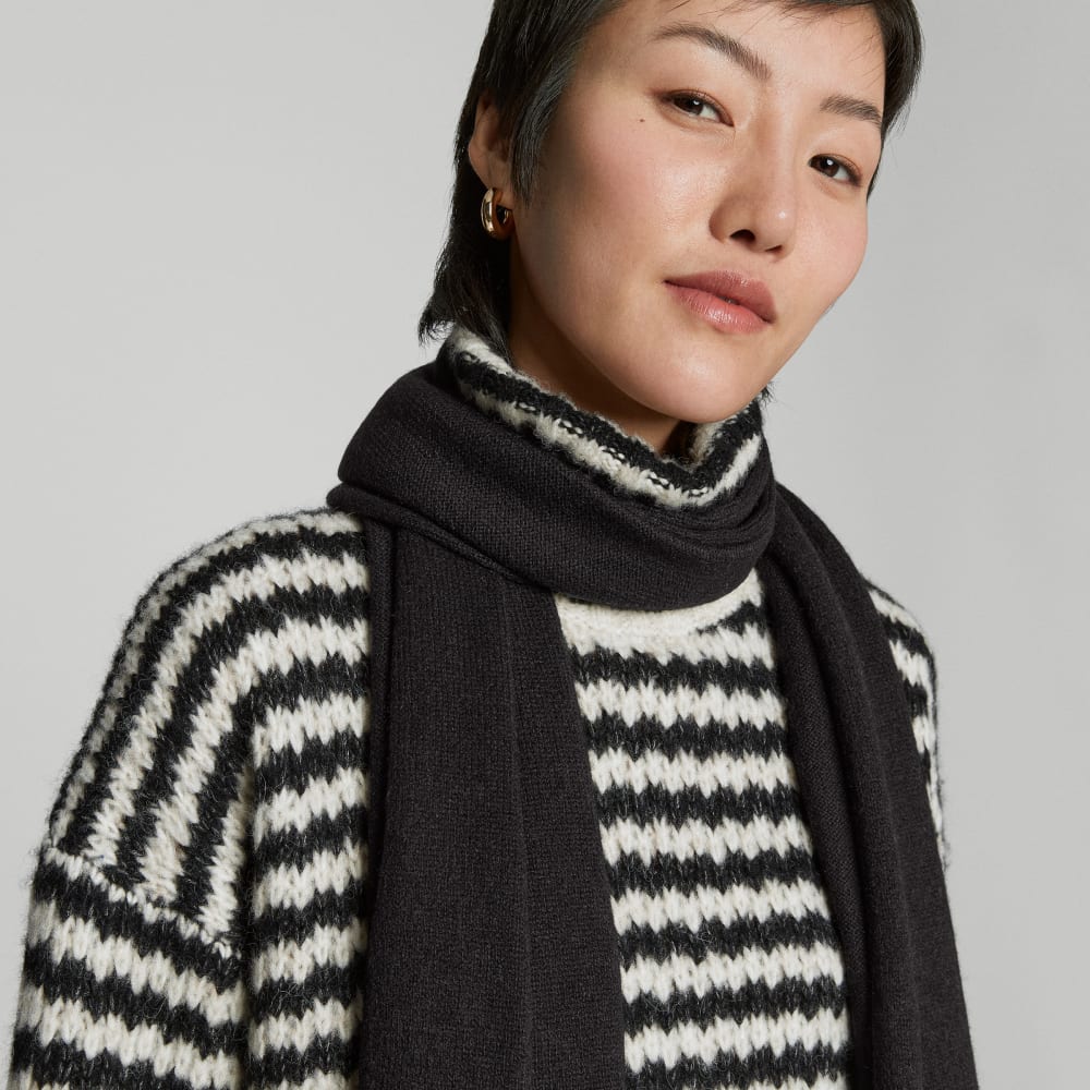 unisex-recashmere-scarf-core-black