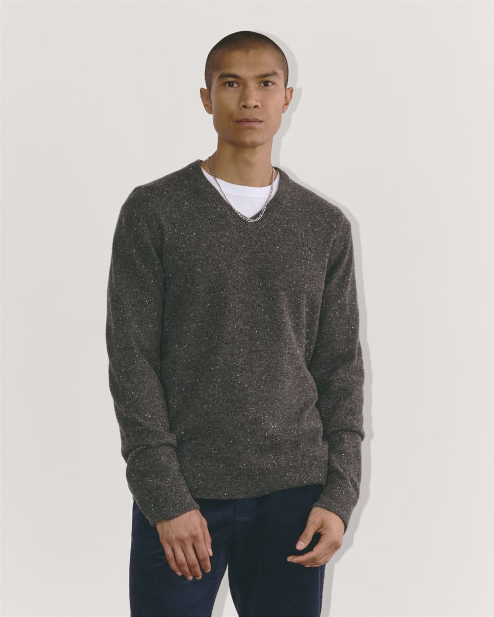 The Cashmere V-Neck Sweater Grey Donegal – Everlane
