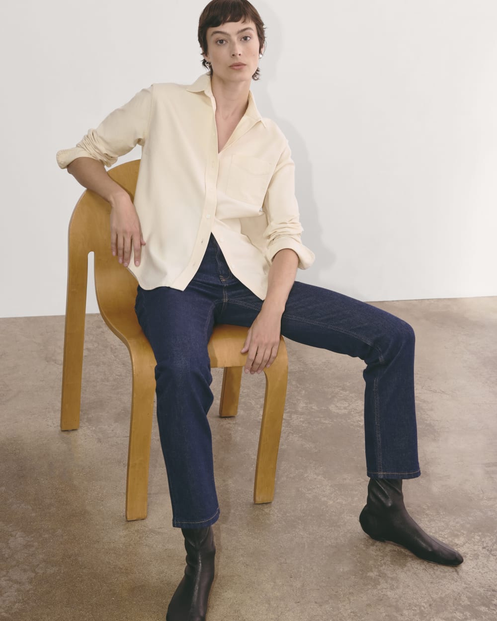 womens-relaxed-oxford-shirt-whisper-pink