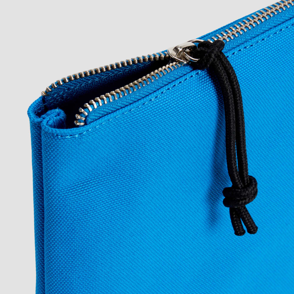 unisex-organic-canvas-pouch-brilliant-blue