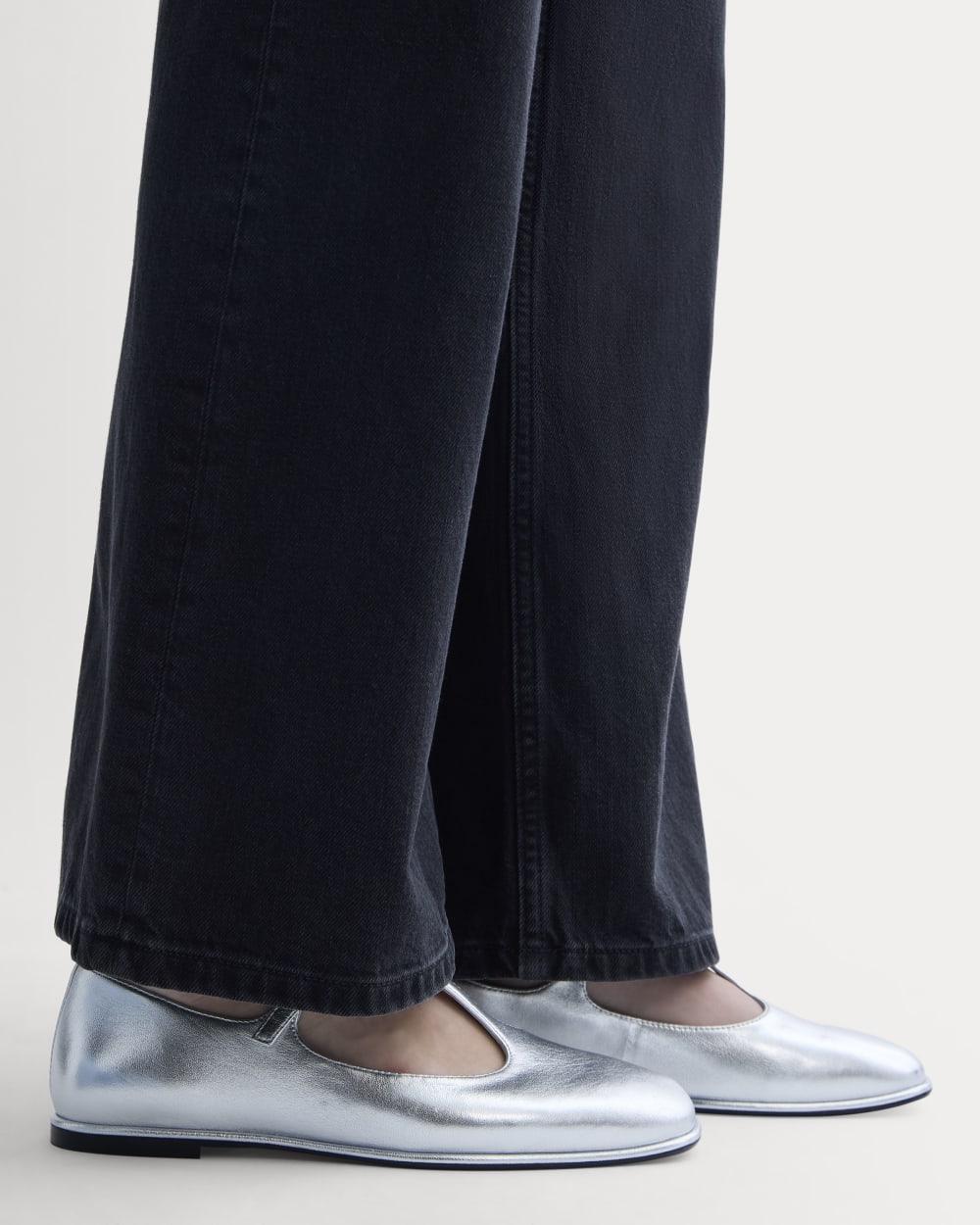 womens-leather-tstrap-sandal-silver