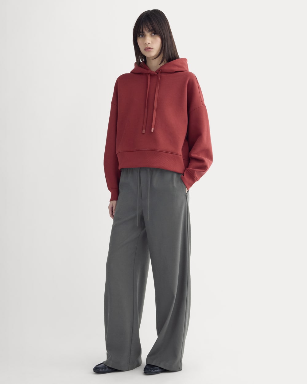 womens-cropped-luxe-fleece-hoodie-merlot