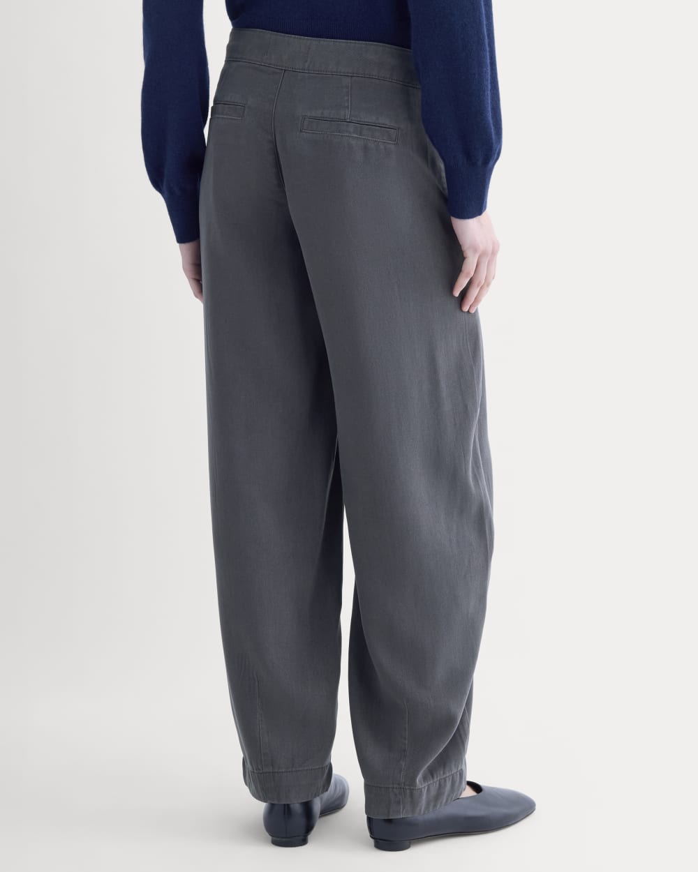 womens-balloon-pant-in-buttersoft-graphite