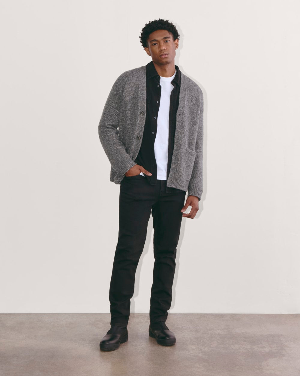 The Cloud Relaxed Cardigan | Heather Charcoal – Everlane