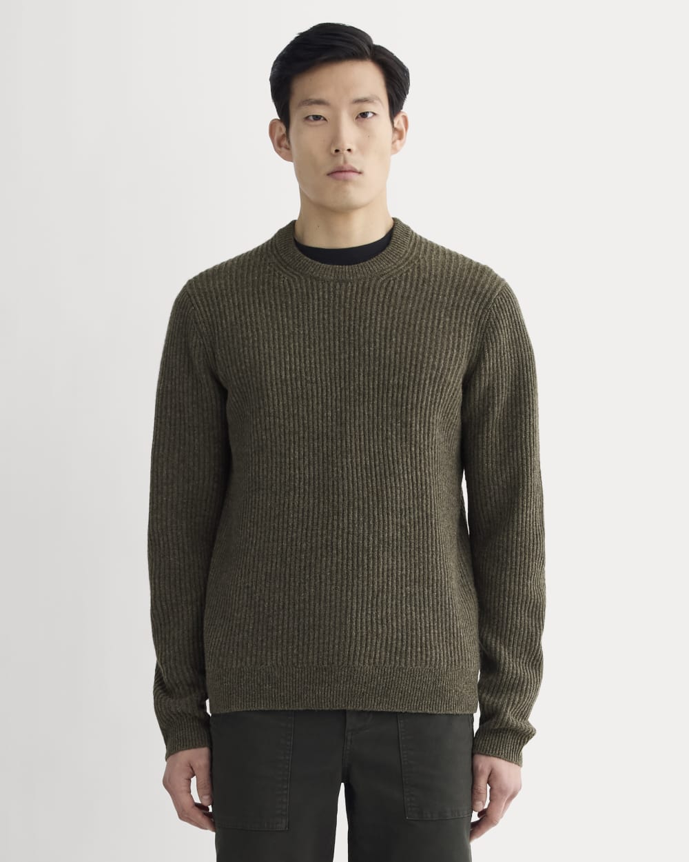 The Fisherman Crew in Wool Cashmere | Heathered Army Green – Everlane