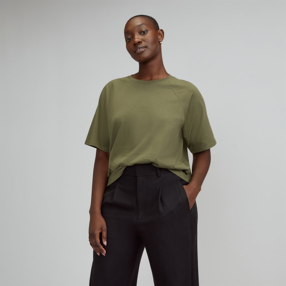 The Organic Cotton Raglan Tee | Kalamata – Everlane