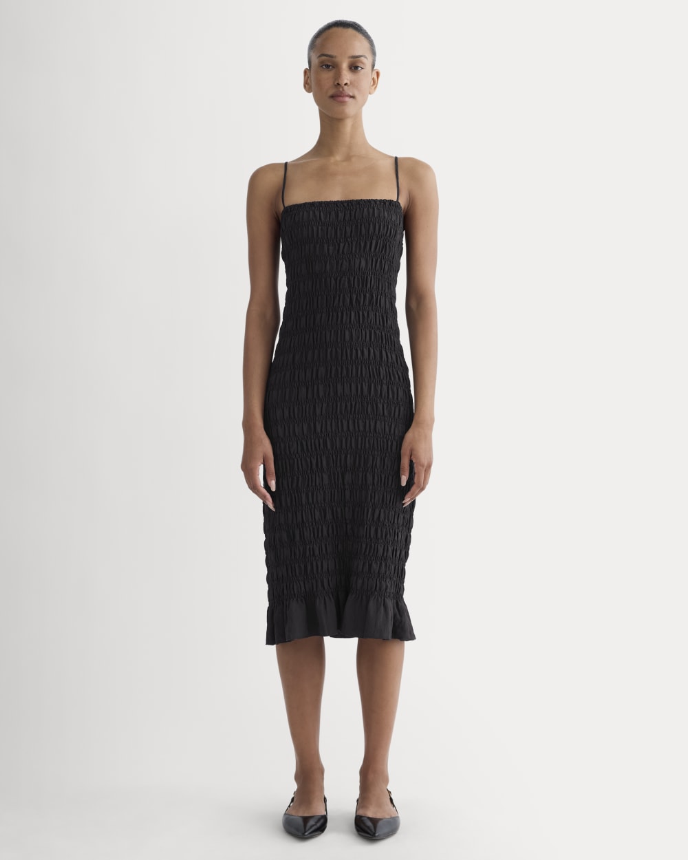 Everlane Smocked Column Dress In Black, Size XXS, Viscose Everlane Smocked Column Dress In Black, Size XXS, Viscose
