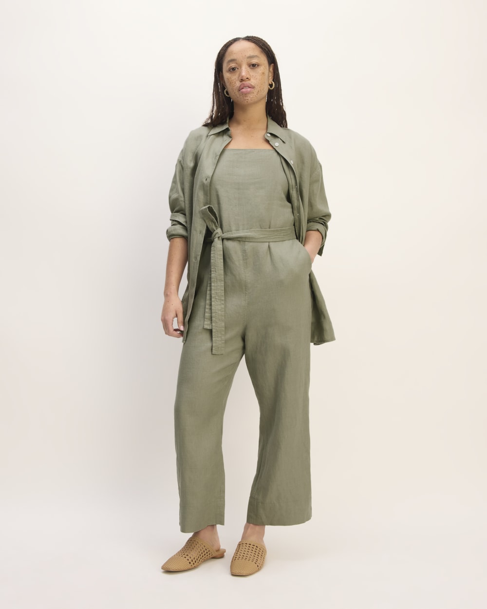 womens-linen-boyfriend-shirt-sage-green