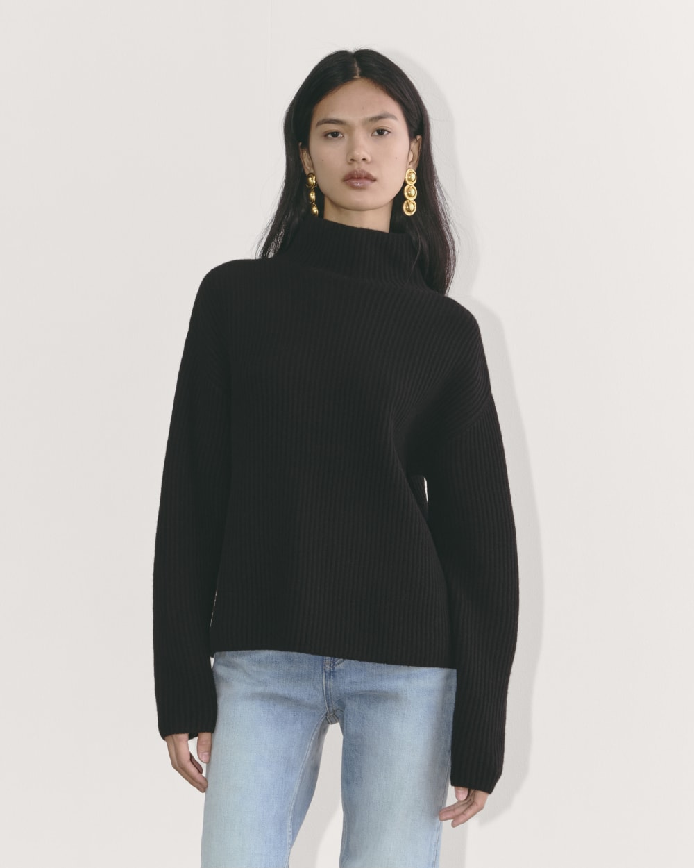 The Fisherman Turtleneck in Wool Cashmere | Black – Everlane