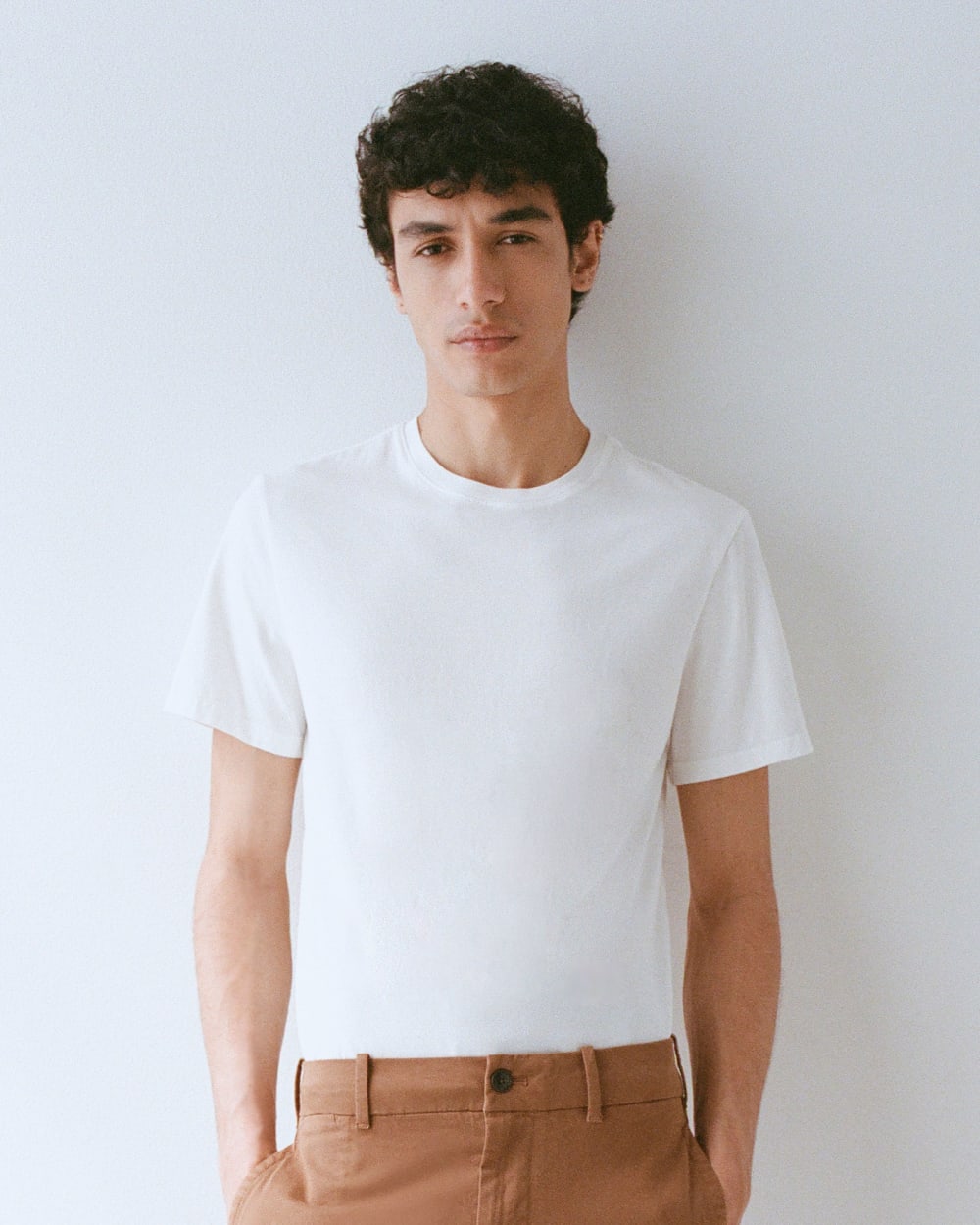 mens-archive-standard-fit-cotton-crew-white | primary
