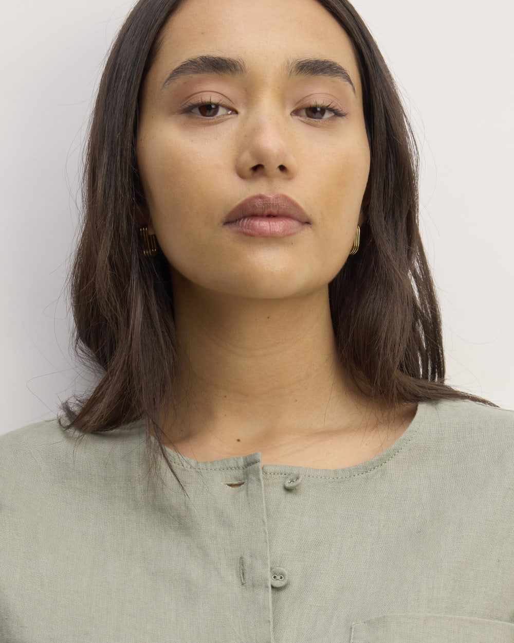 womens-linen-popover-shirt-sage-green