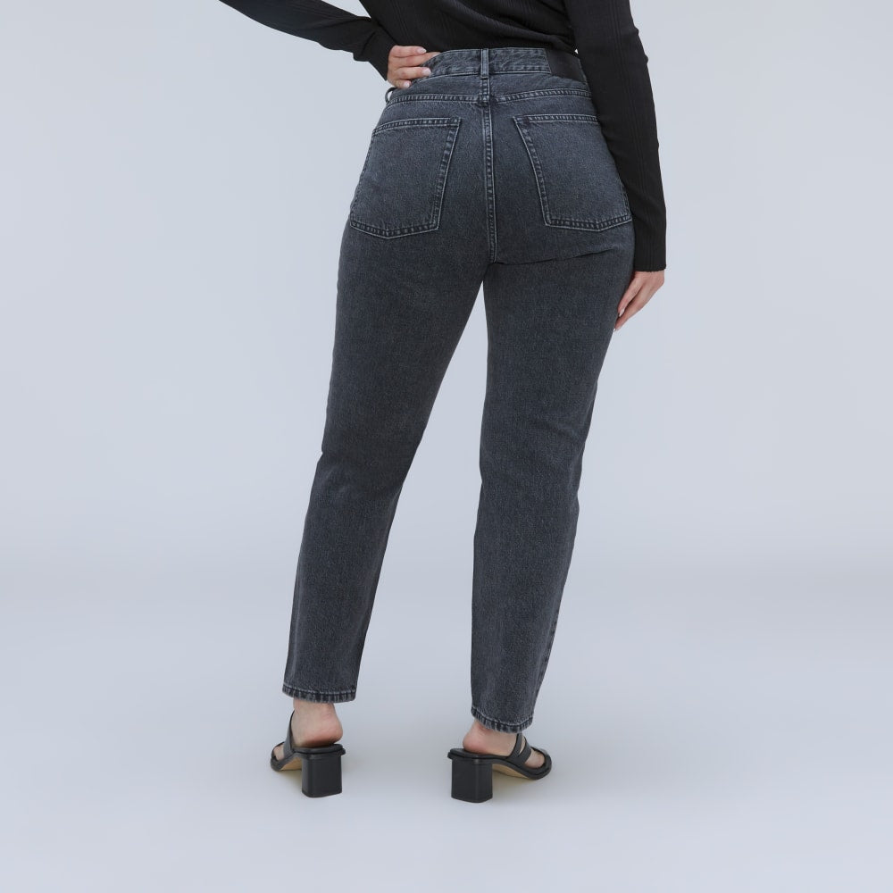 womens-90s-curvy-cheeky-straight-jean-ankle-washed-black