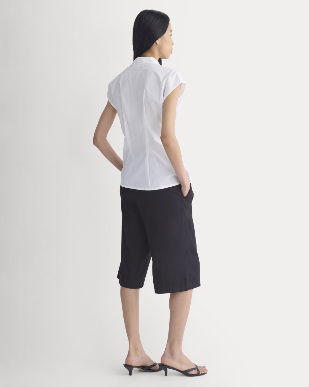 womens-muscle-shirt-lightweight-cotton-white