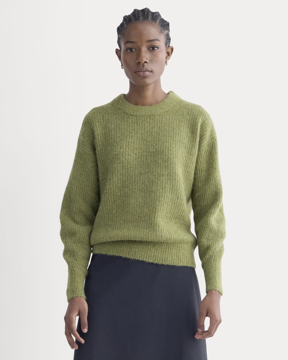【D24025】Cocoon The Cocoon Crew in Alpaca | Moss – Everlane