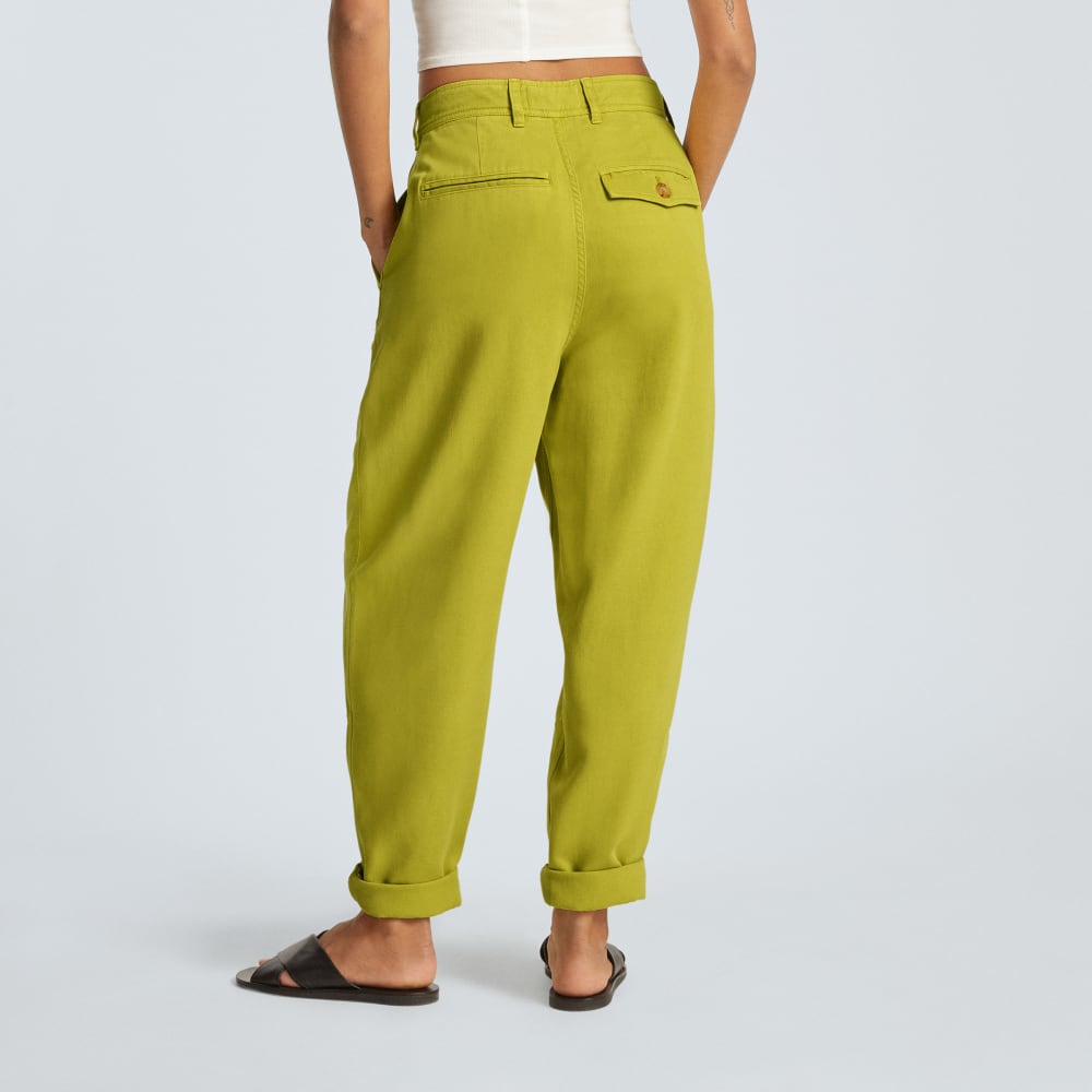 womens-relaxed-chino-key-lime