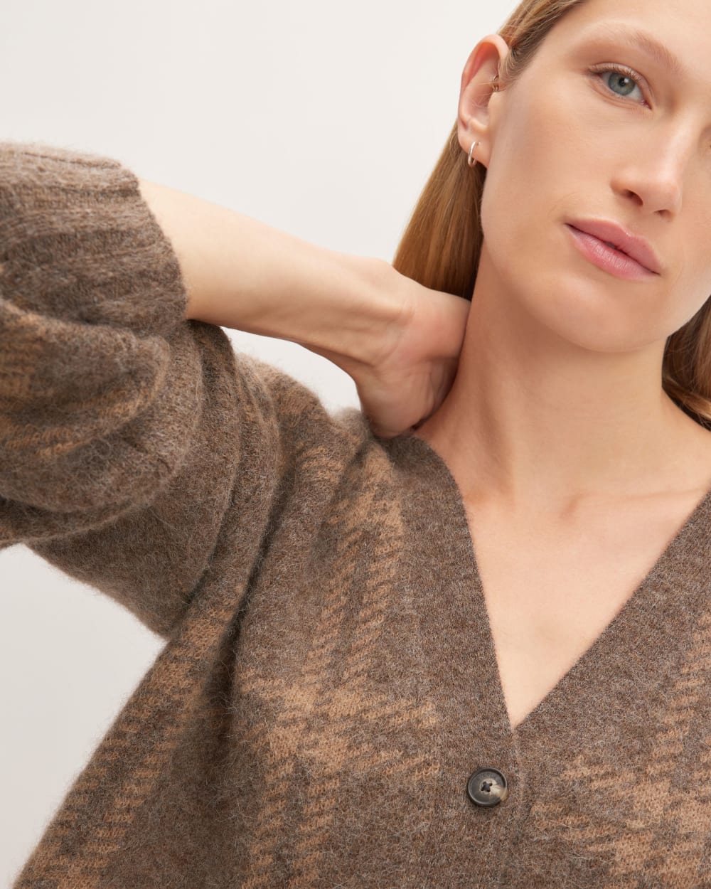 womens-alpaca-v-neck-cropped-cardigan-cocoa-tigers-eye-brown