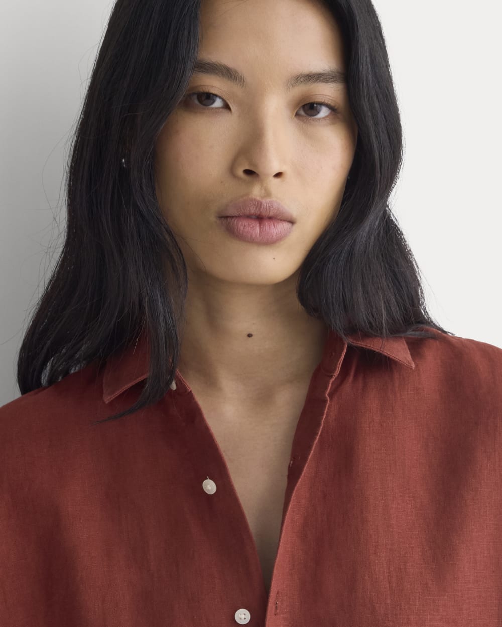 womens-the-boxy-shirt-in-linen-henna-red
