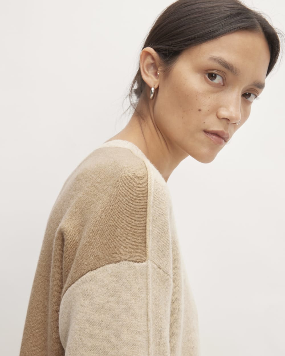 womens-merino-wool-crewneck-sweater-camel-oat