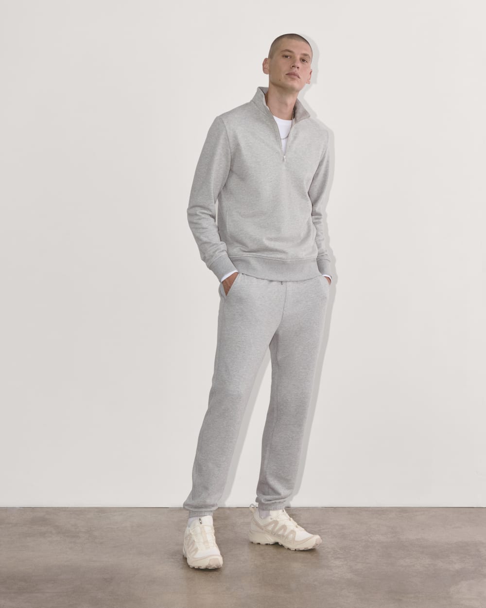 mens-off-duty-qrtr-zip-heathered-grey