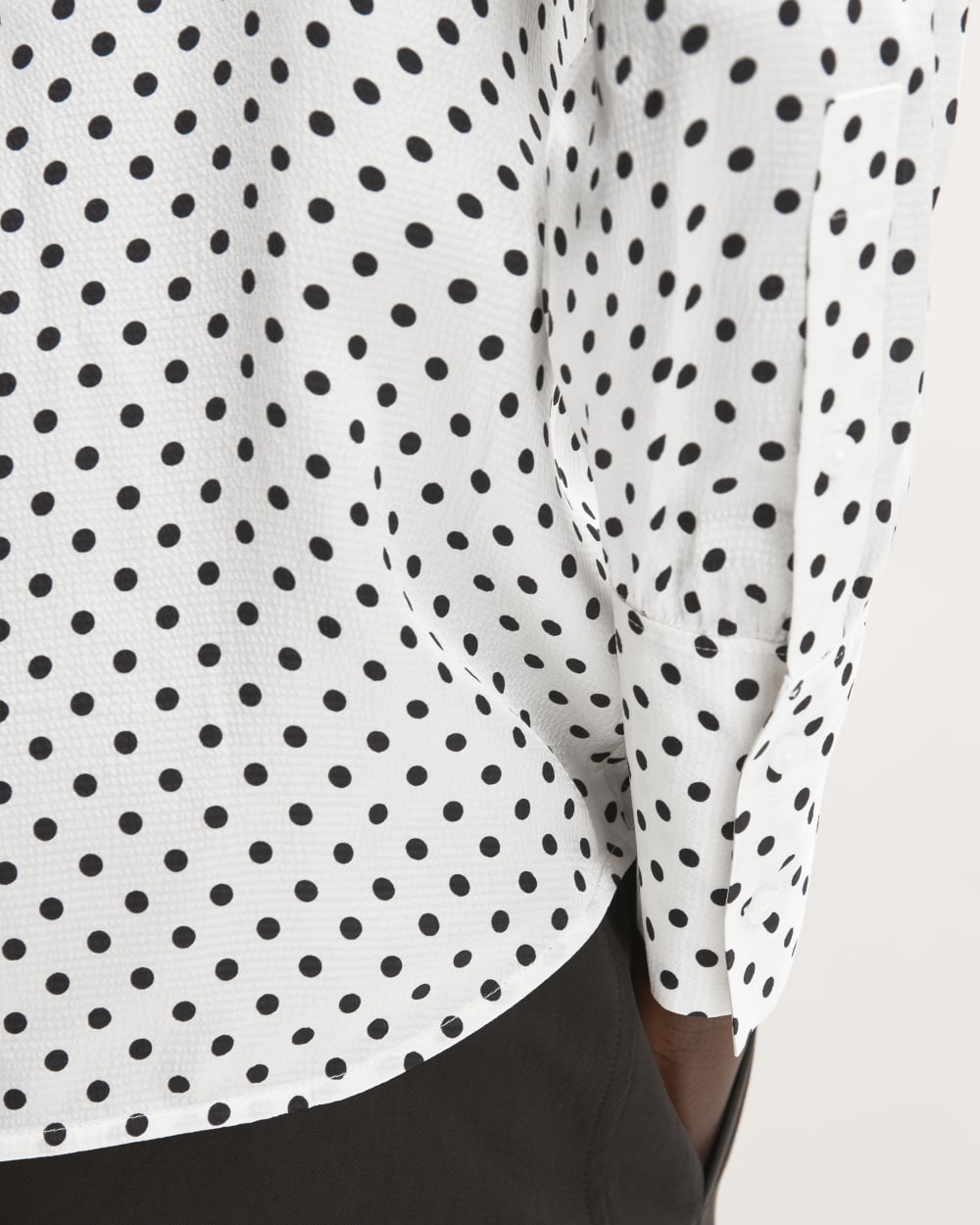 womens-hammered-satin-popover-shirt-bone-black