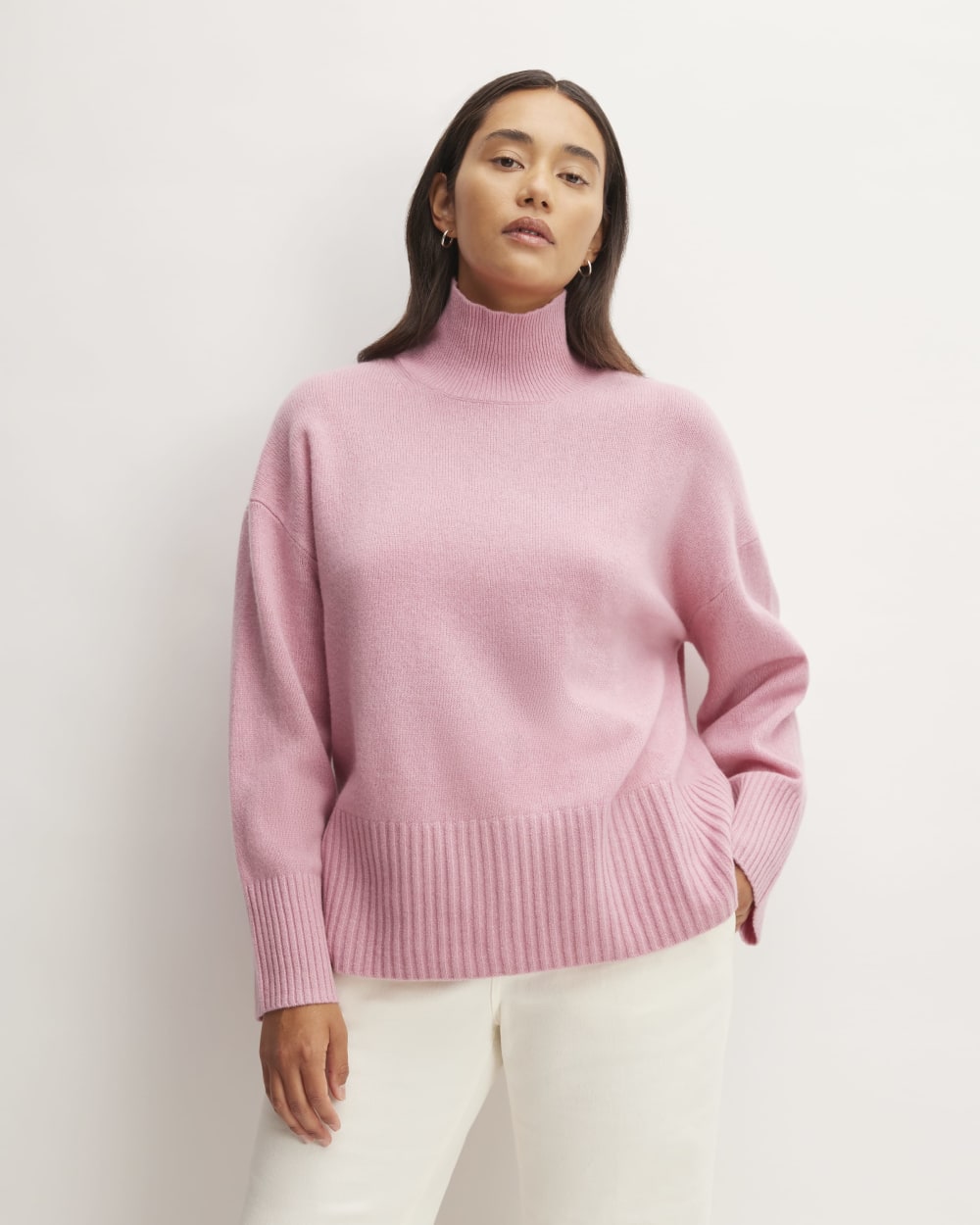The Cashmere Oversized Turtleneck | Bubblegum – Everlane