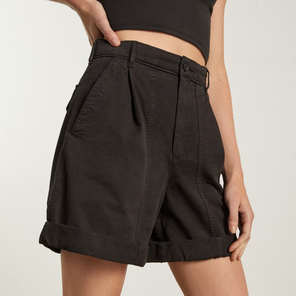 womens-tourist-short-black