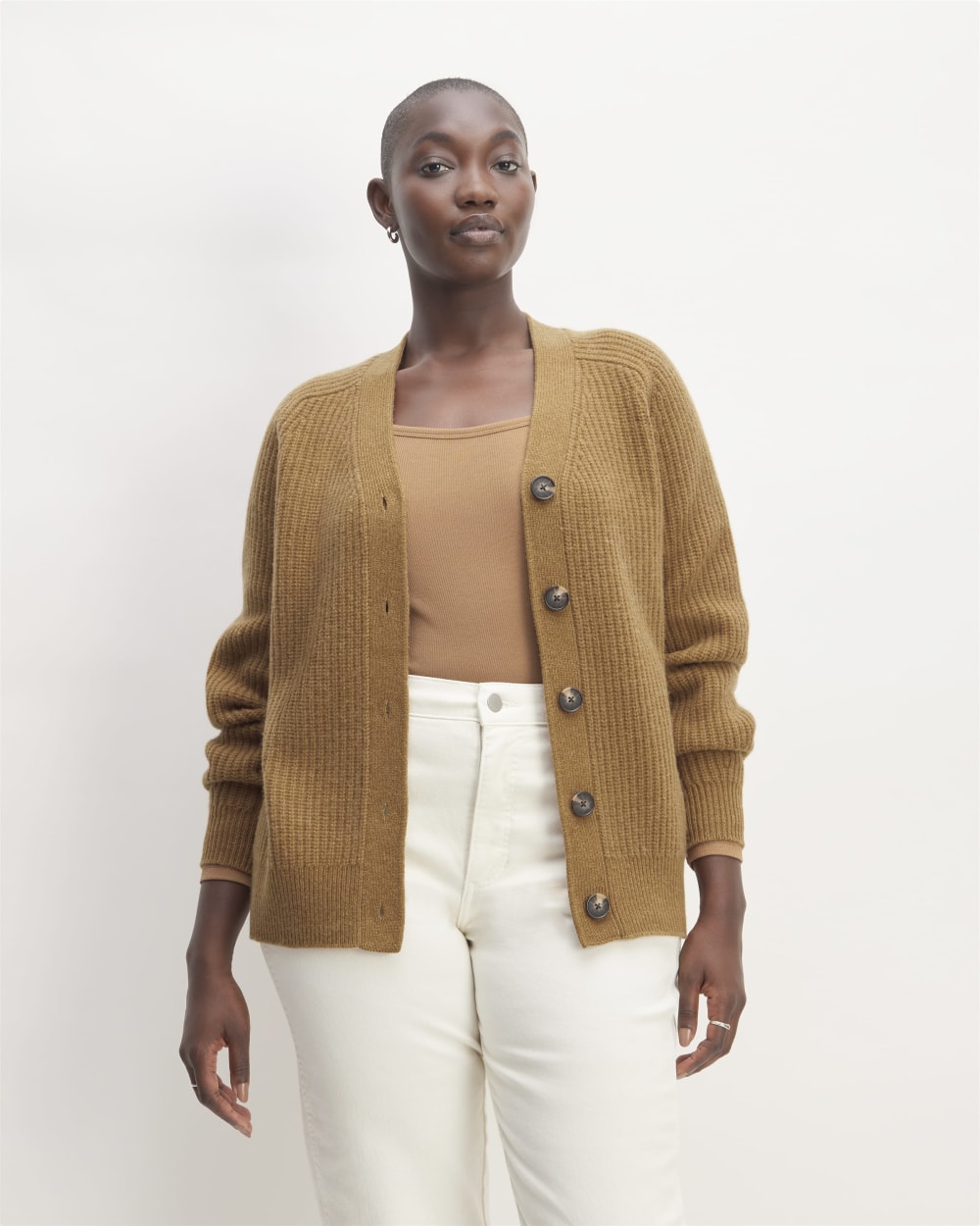 argue コットンカシミヤ カーディガン キャメル The Felted Merino Cardigan | Deep Camel – Everlane