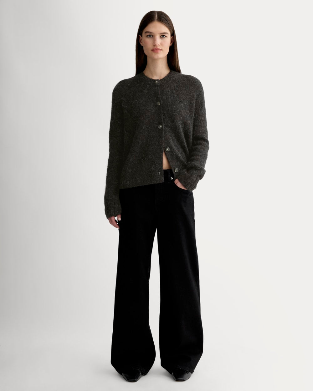 womens-crew-cardigan-in-alpaca-heathered-black