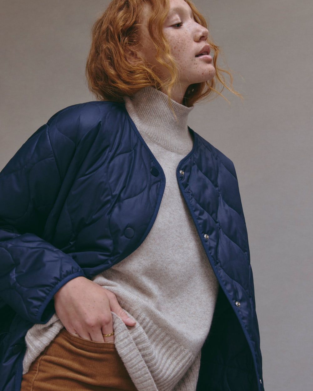 womens-cashmere-boxy-turtleneck-sweater-canvas | editorial