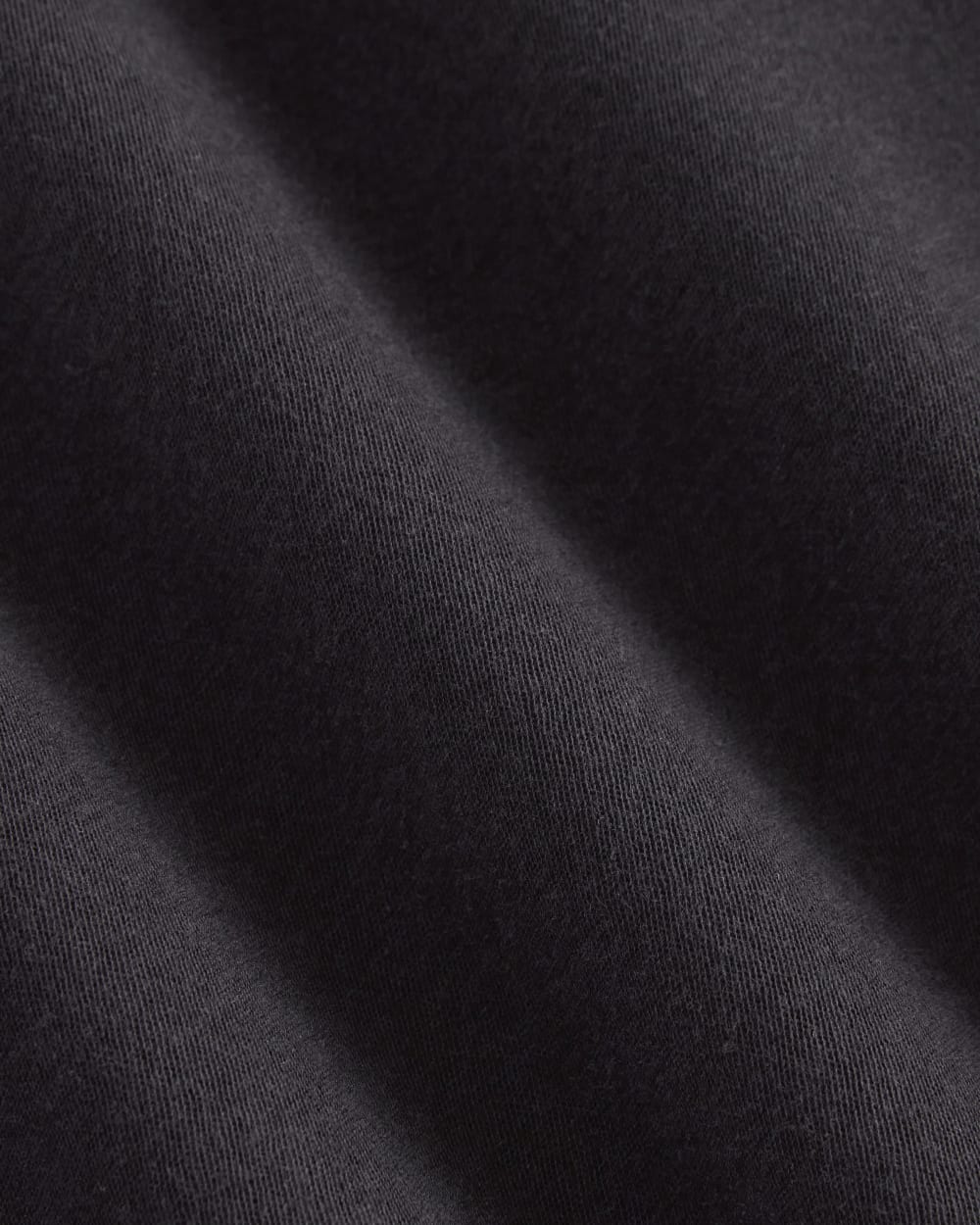 womens-air-scoop-neck-tee-black