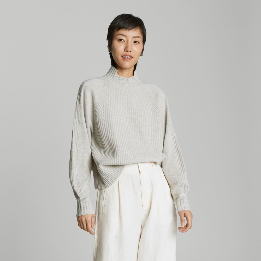 womens-recashmere-ribbed-turtleneck-pale-heathered-grey