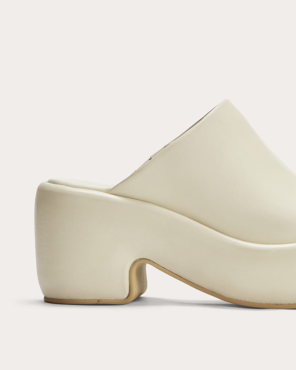 womens-puffa-clog2-parchment