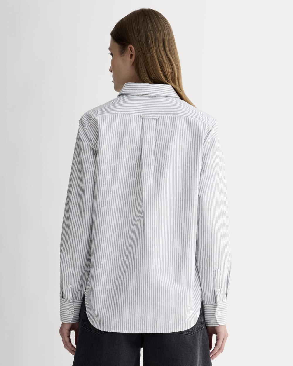 womens-relaxed-oxford-shirt-black-white