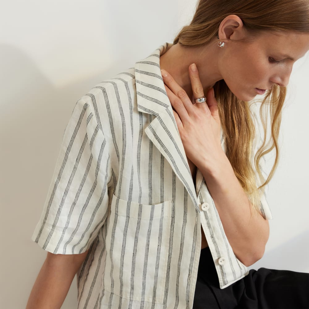 womens-linen-workwear-shirt-black-canvas-tan