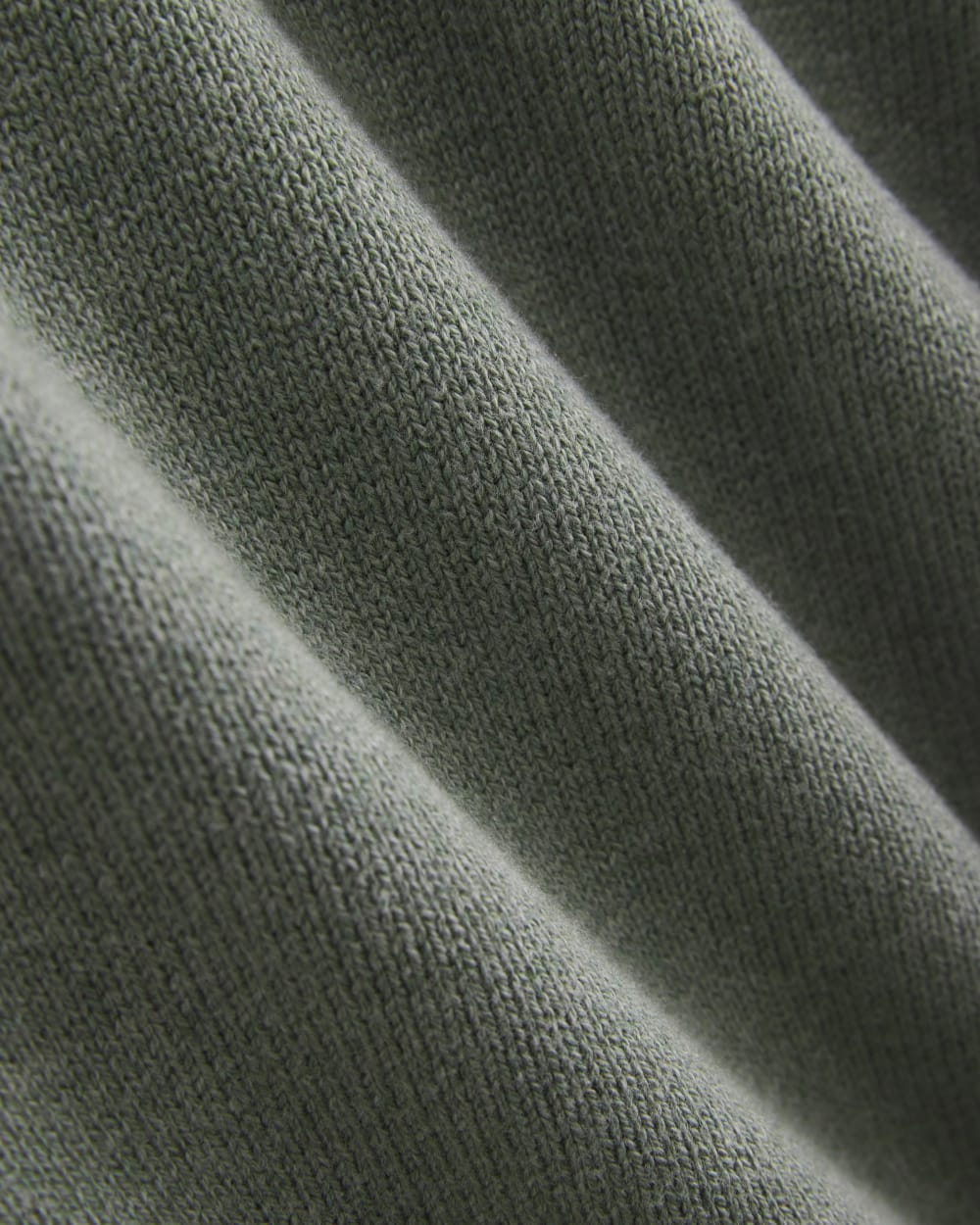 mens-relaxed-v-neck-sweater-cotton-heathered-lilypad