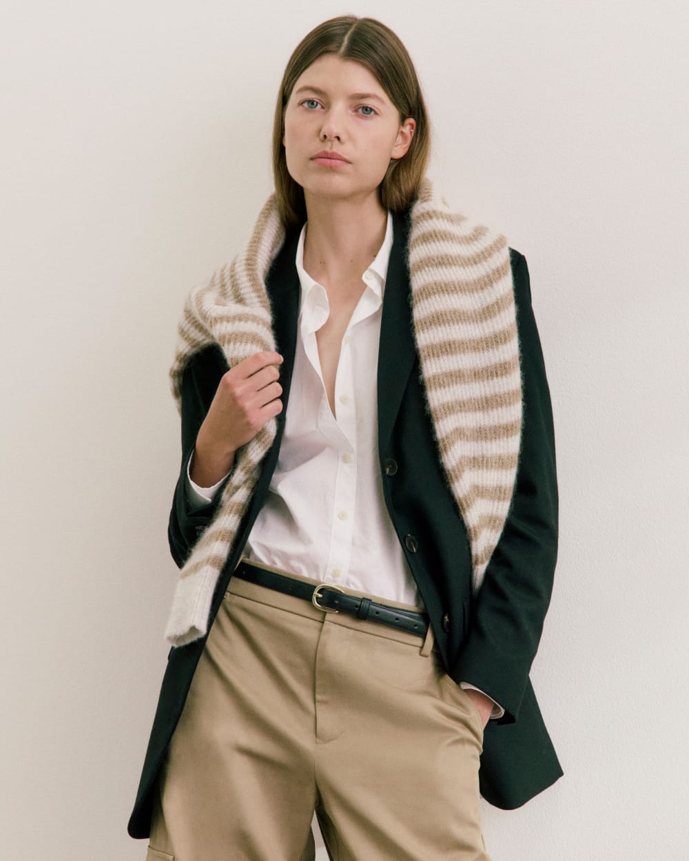 womens-blazer-in-tailor-twill-black | editorial