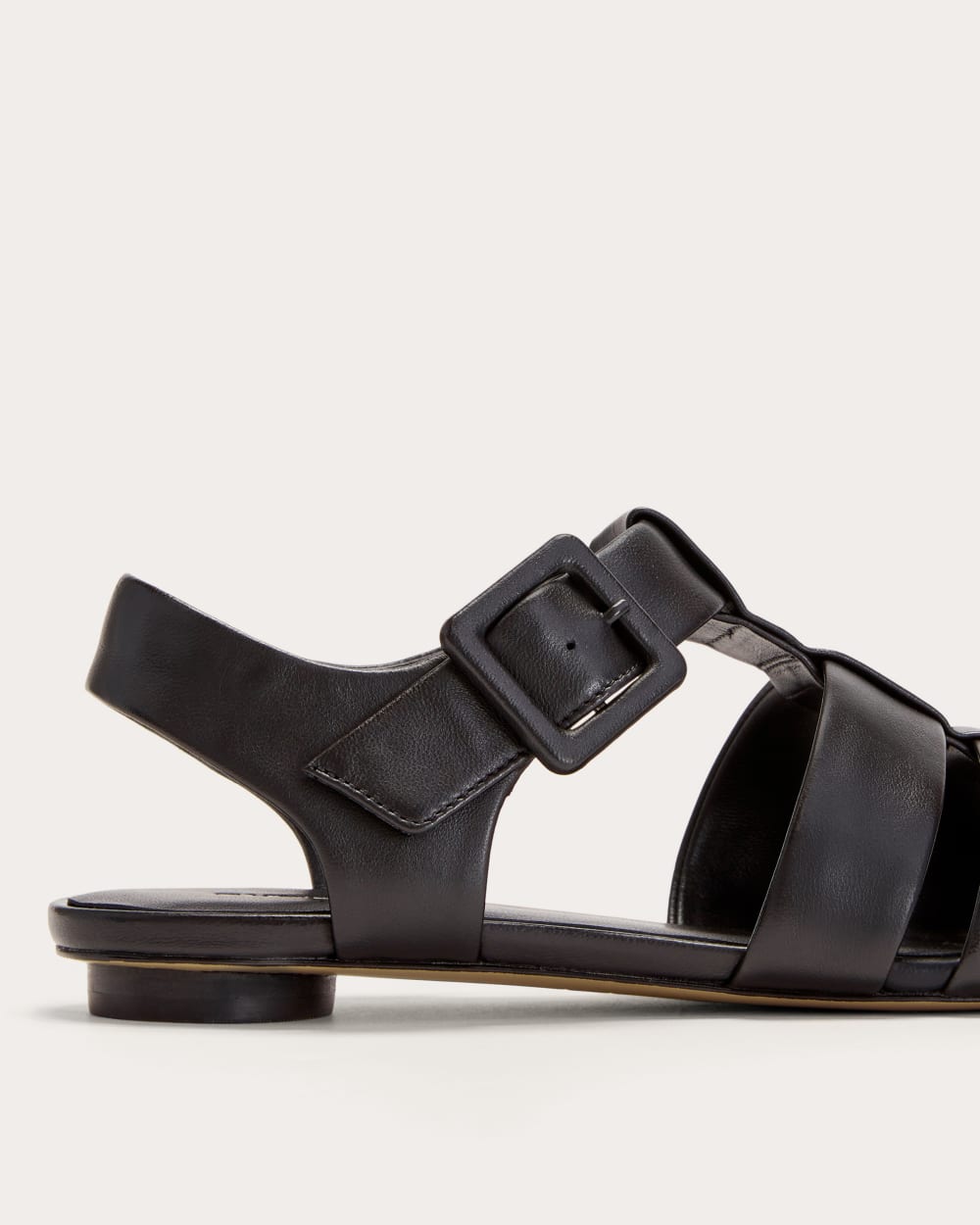 womens-day-fisherman-sandal-black