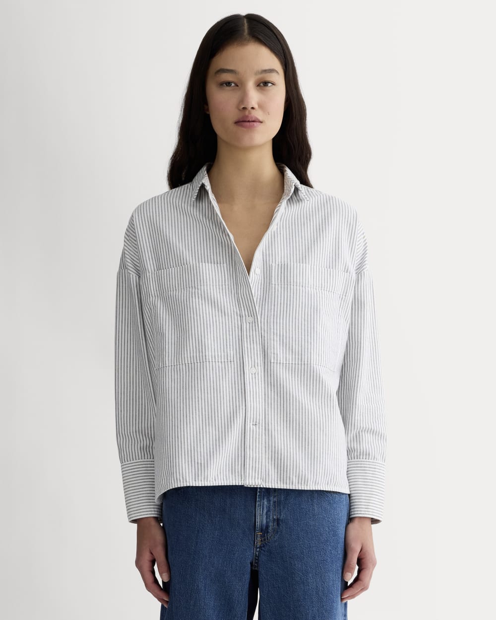 The Boxy Oxford | Black / White – Everlane