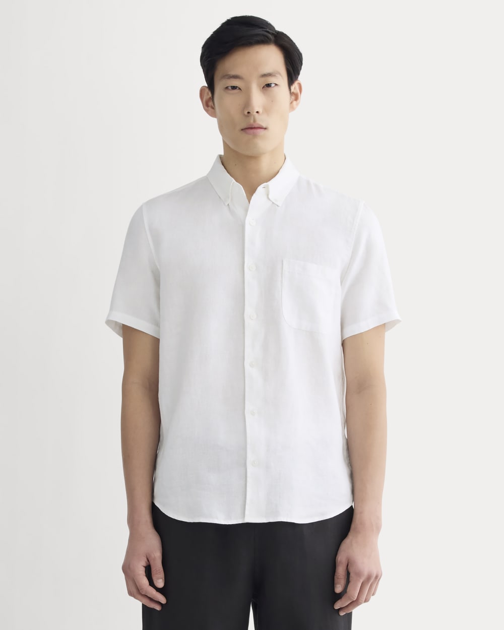 Everlane Classic Short-Sleeve Shirt, Linen, White, Size Medium Everlane Classic Short-Sleeve Shirt, Linen, White, Size Medium
