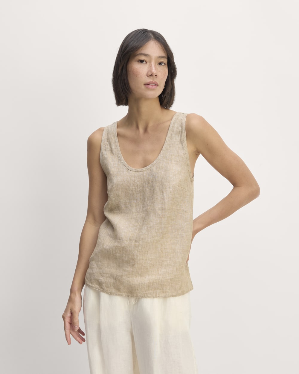 womens-linen-scoop-neck-tank-cornstalk-chambray | primary