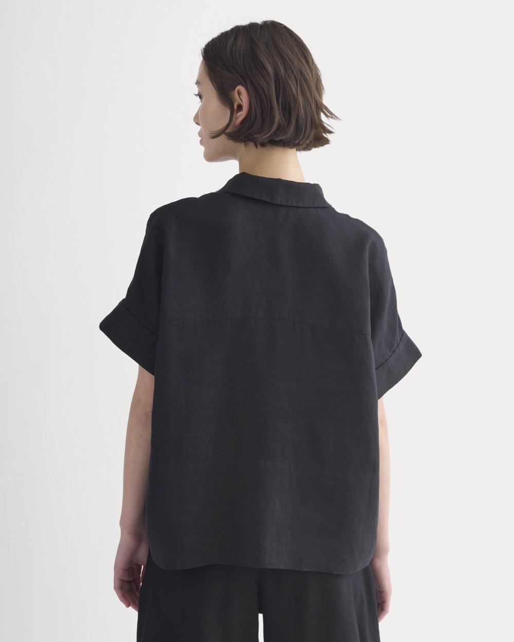 womens-the-boxy-shirt-in-linen-black