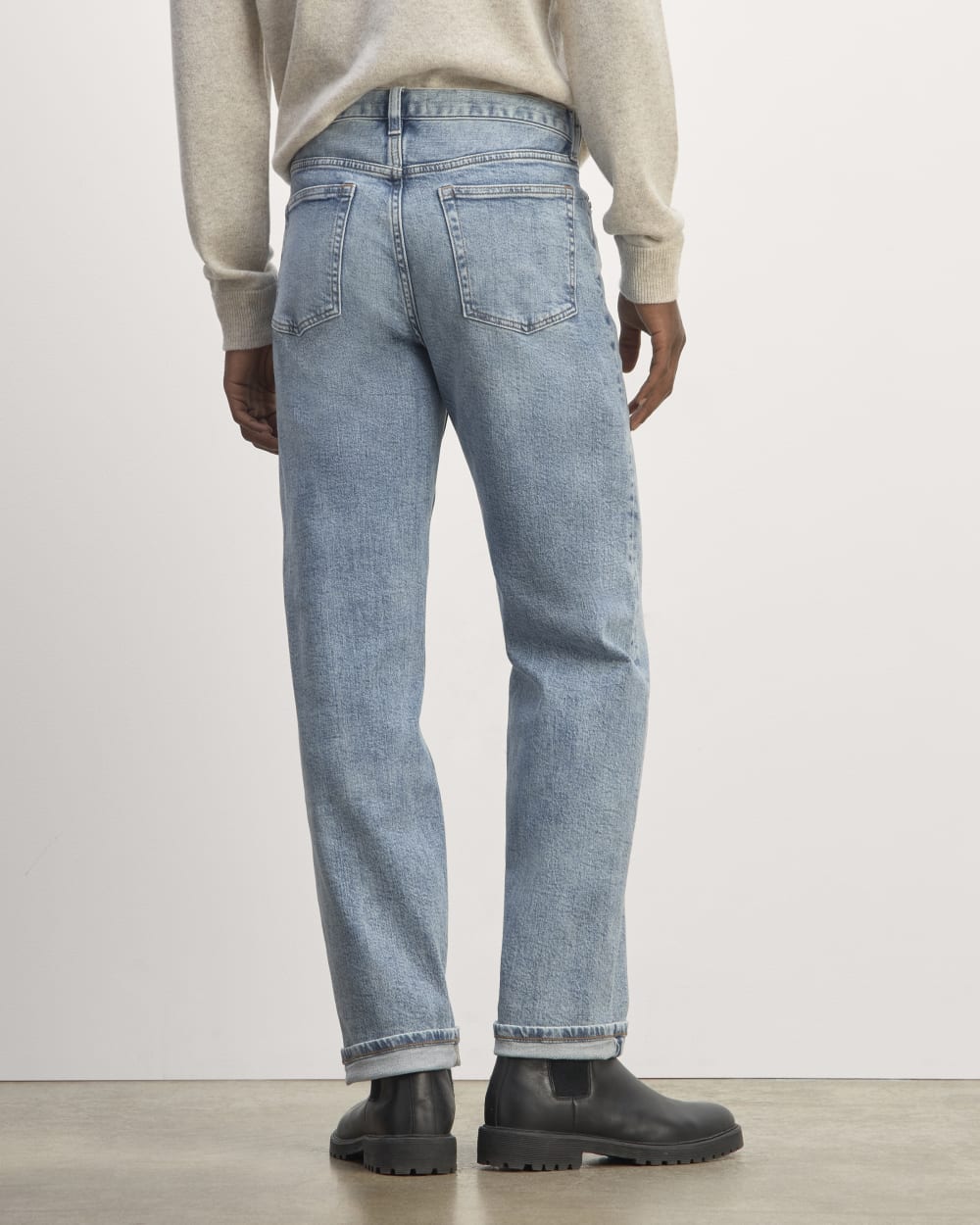 mens-slvdg-loose-strght-jean-longbay