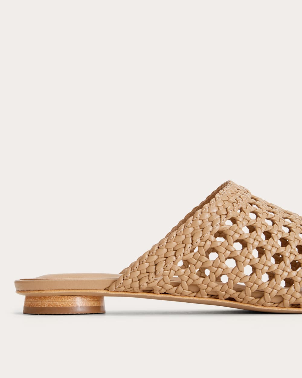 women-leather-day-mule-taupe-woven