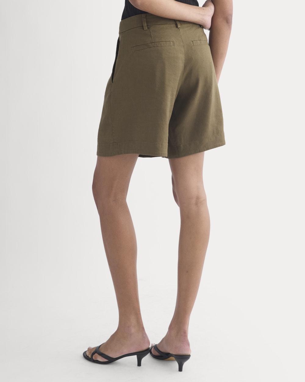 womens-tailored-a-line-short-beech