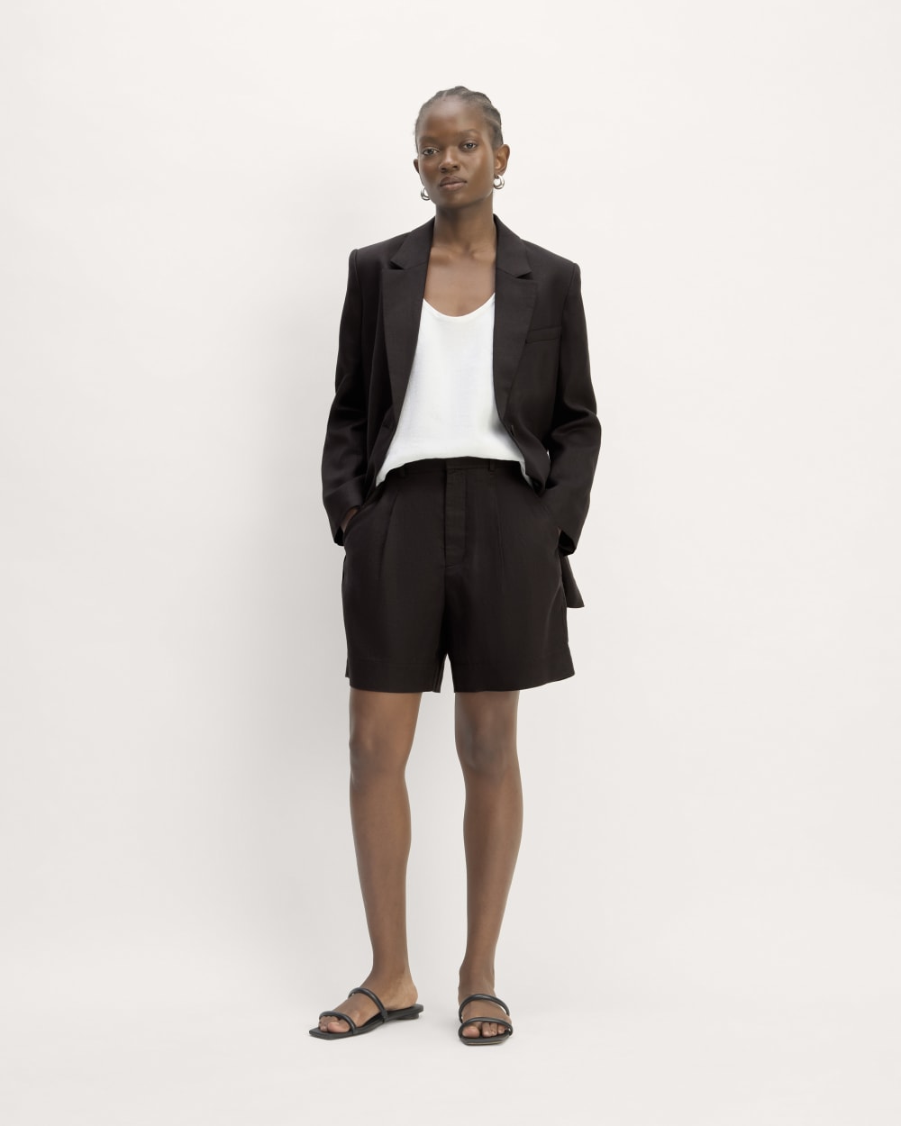 The Linen Way-High Drape Short | Black Everlane The Linen Way-High Drape Short | Black Everlane