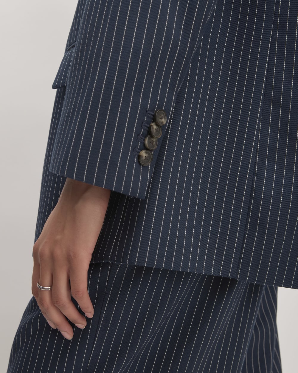 womens-tencel-oversized-blazer-bone-navy