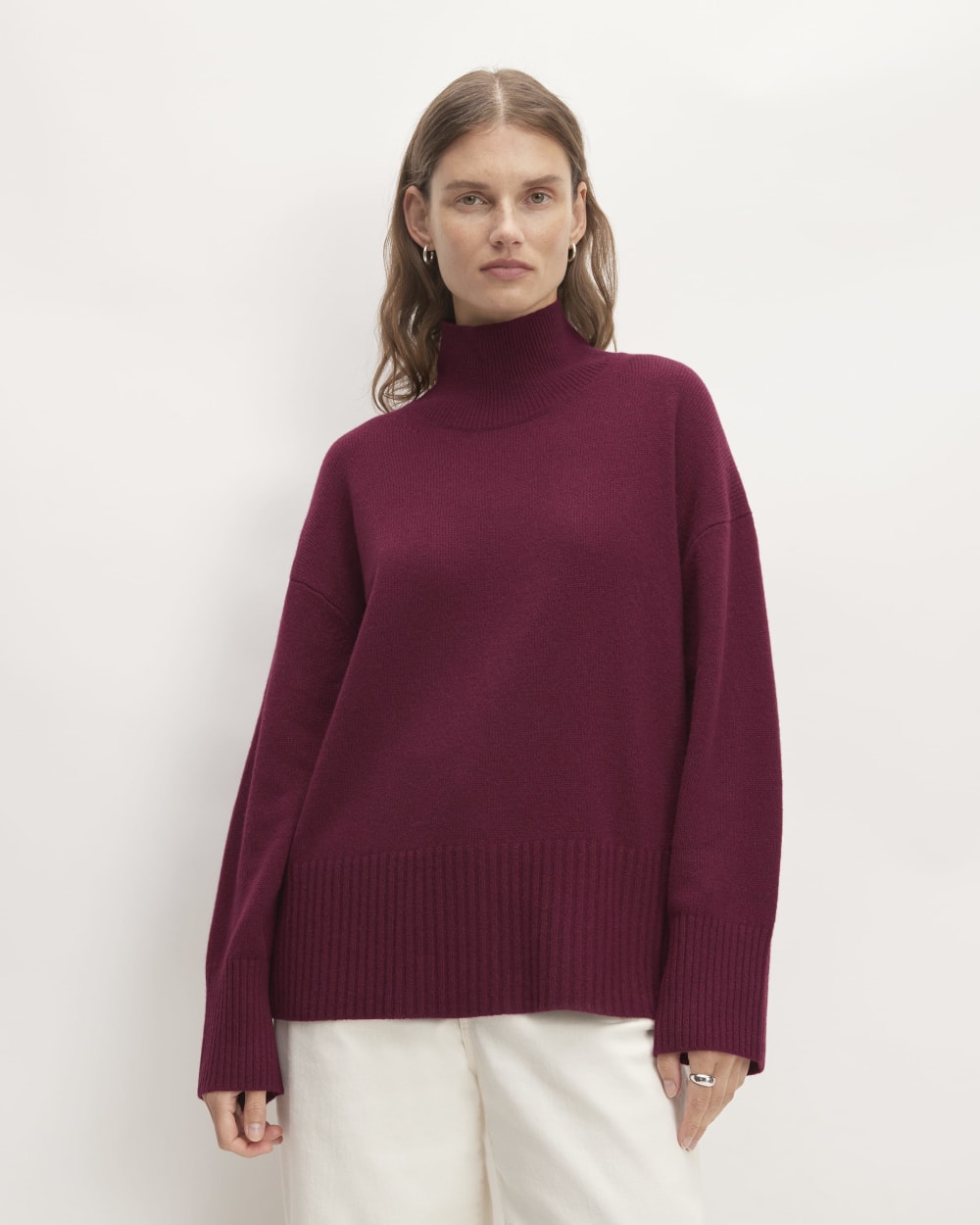 The Cashmere Oversized Turtleneck | Brandy – Everlane