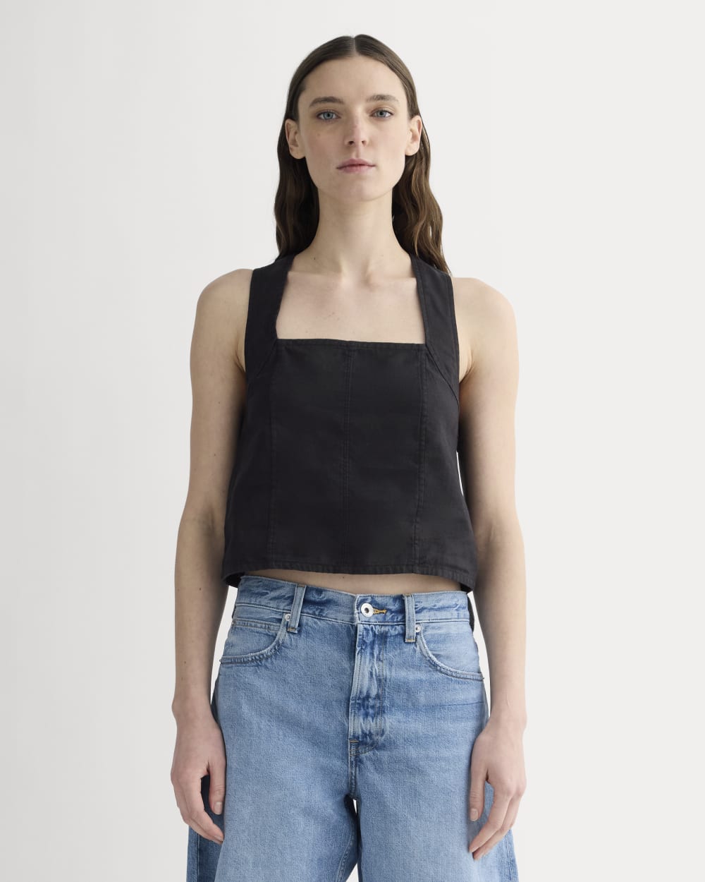 The Crossback Tank in Linen | Black – Everlane